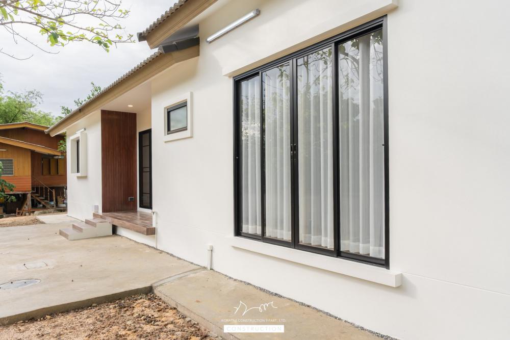 บ้าน 𝐏𝐞𝐭-𝐟𝐫𝐢𝐞𝐧𝐝𝐥𝐲 𝐋𝐢𝐯𝐢𝐧𝐠 ถูกออกแบบเพื่อรองรับการอยู่อาศัยร่วมกันระหว่างคนและสัตว์เลี้ยงอย่างลงตัว ภายในมี ห้องแมว รูปที่ 52
