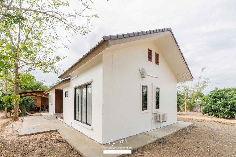 บ้าน 𝐏𝐞𝐭-𝐟𝐫𝐢𝐞𝐧𝐝𝐥𝐲 𝐋𝐢𝐯𝐢𝐧𝐠 ถูกออกแบบเพื่อรองรับการอยู่อาศัยร่วมกันระหว่างคนและสัตว์เลี้ยงอย่างลงตัว ภายในมี ห้องแมว รูปที่ 54
