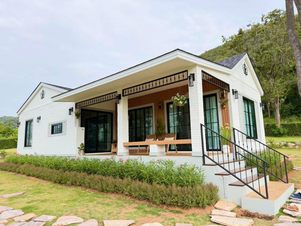 บ้านพักอาศัยชั้นเดียวเนินเขาเหมาะกับการพักผ่อน รูปที่ 1