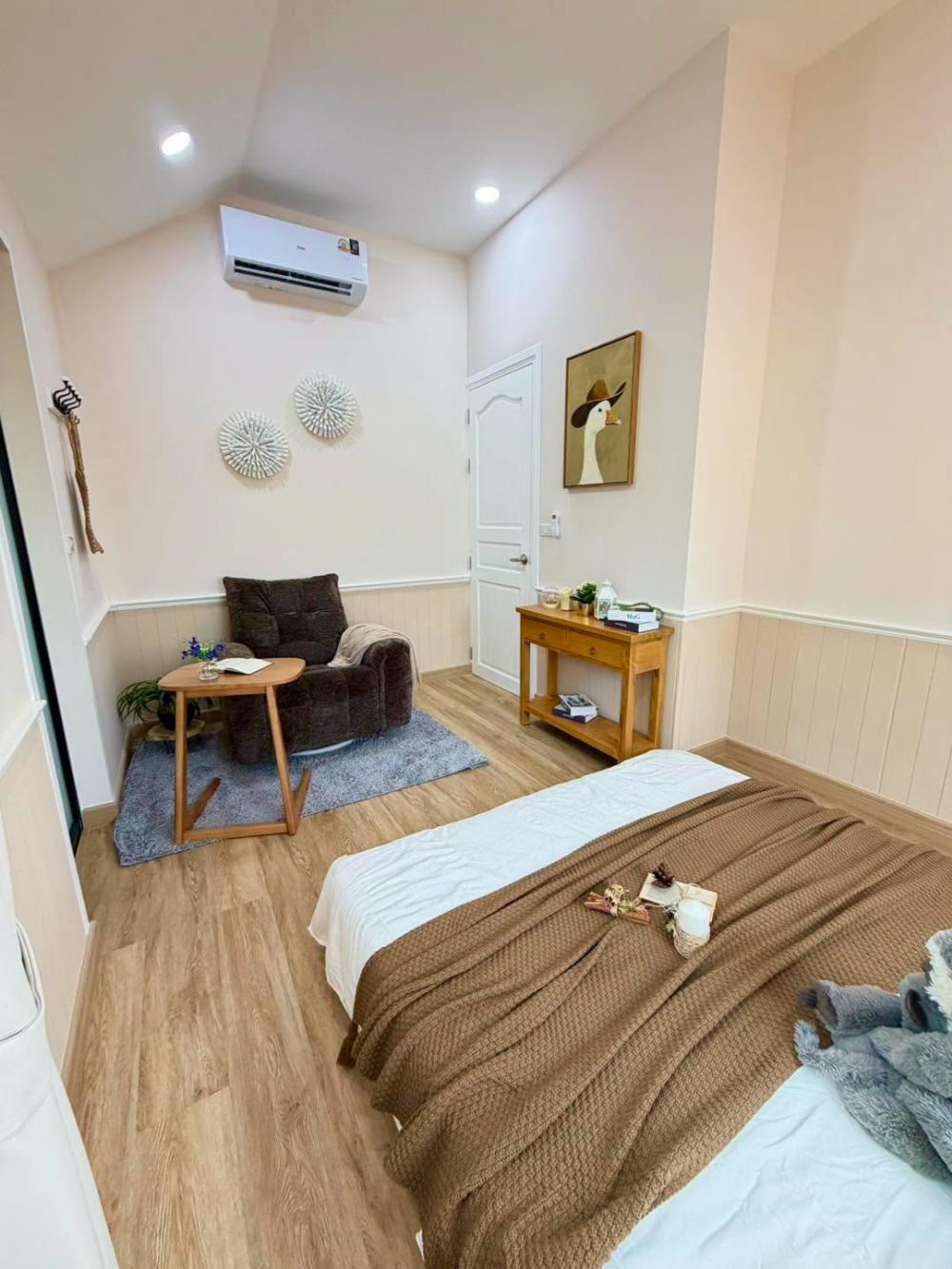 บ้านพักอาศัยชั้นเดียวเนินเขาเหมาะกับการพักผ่อน รูปที่ 8